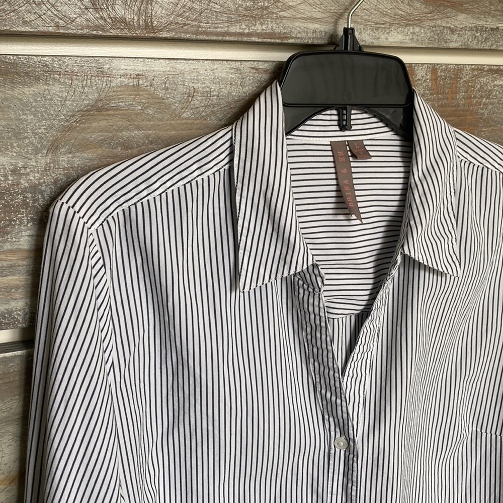 Brina & Em Button Down Top - Picture 2 of 7